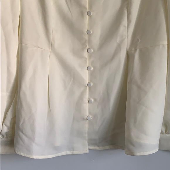 Ivory Button Blouse - Picture 4 of 4